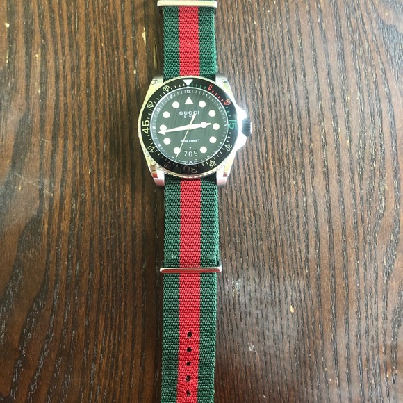 Gucci dive watch - Picture 3 of 7